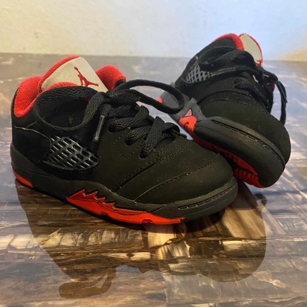 Air Jordan 5 Retro Low TD 'Alternate
90'